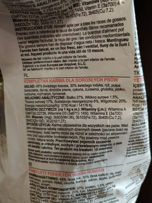 Arquivet fresh Łosoś indyk 2,5 kg + GRATIS Półwilgotna karma dla psów.