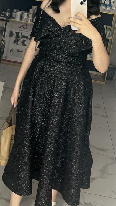 Випускна сукня/Випускне плаття