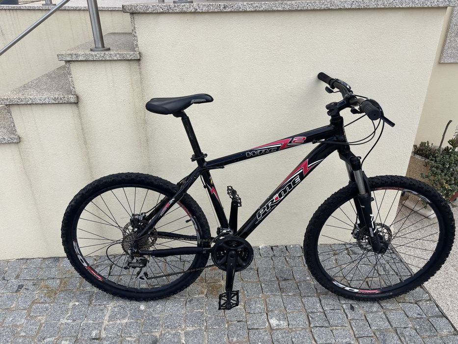 Bicicleta BTT Aro 26