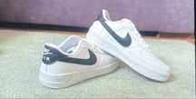 Nike Air Force 1 – kultowe sneakersy – tylko 99 zł!