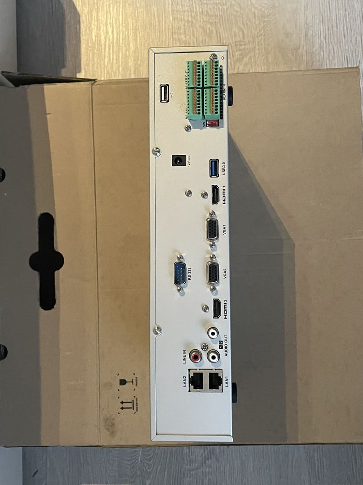 hikvision rejestrator iDS-6716NXI-I/16S