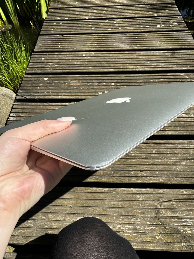 Macbook Air 2015 (early) 13 cali