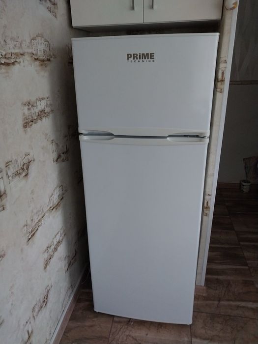 Двокамерний холодильник Prime Technics RTS 1401 M