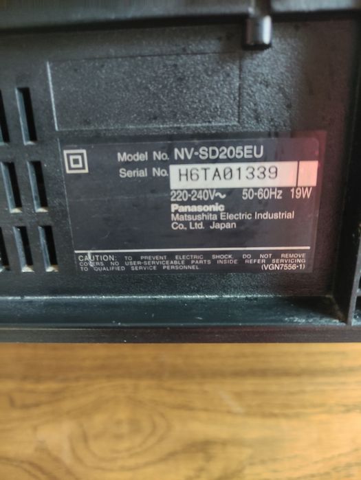 Panasonic  видеомагнитофон