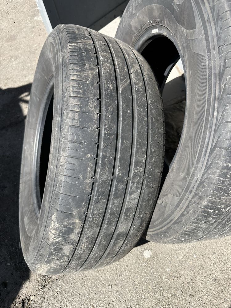 Продам 2 шины 255/65 R16