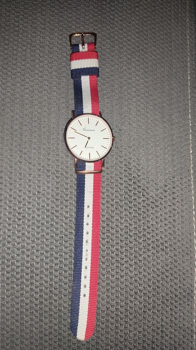 Zegarek złoty damski.