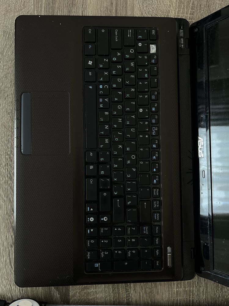 Ноутбук ASUS K52J (робочий) 2010