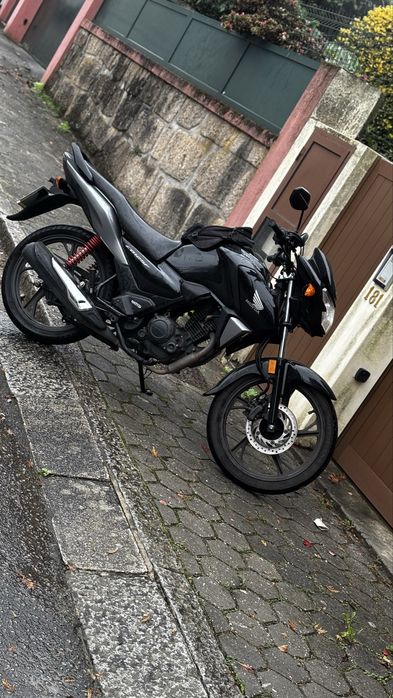 CB125F- ano 2022