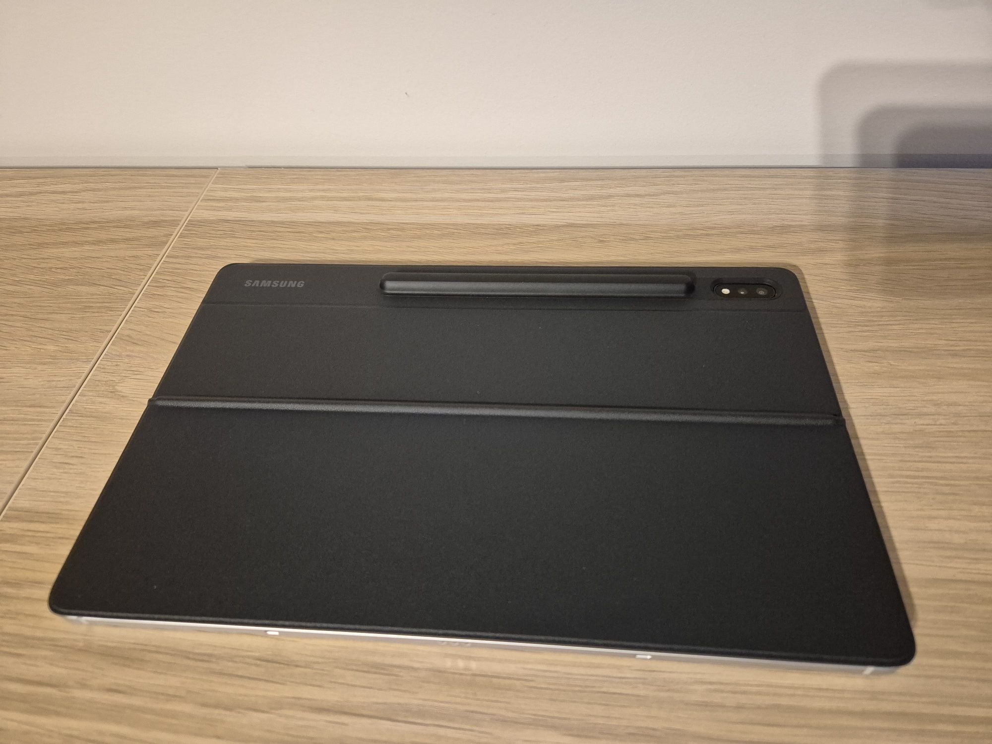 Samsung Tab S8+ plus  + Samsung Book Cover Keyboard