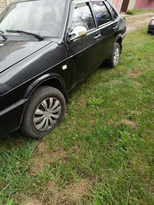 Ваз,-2199 газ-бензин 2008г