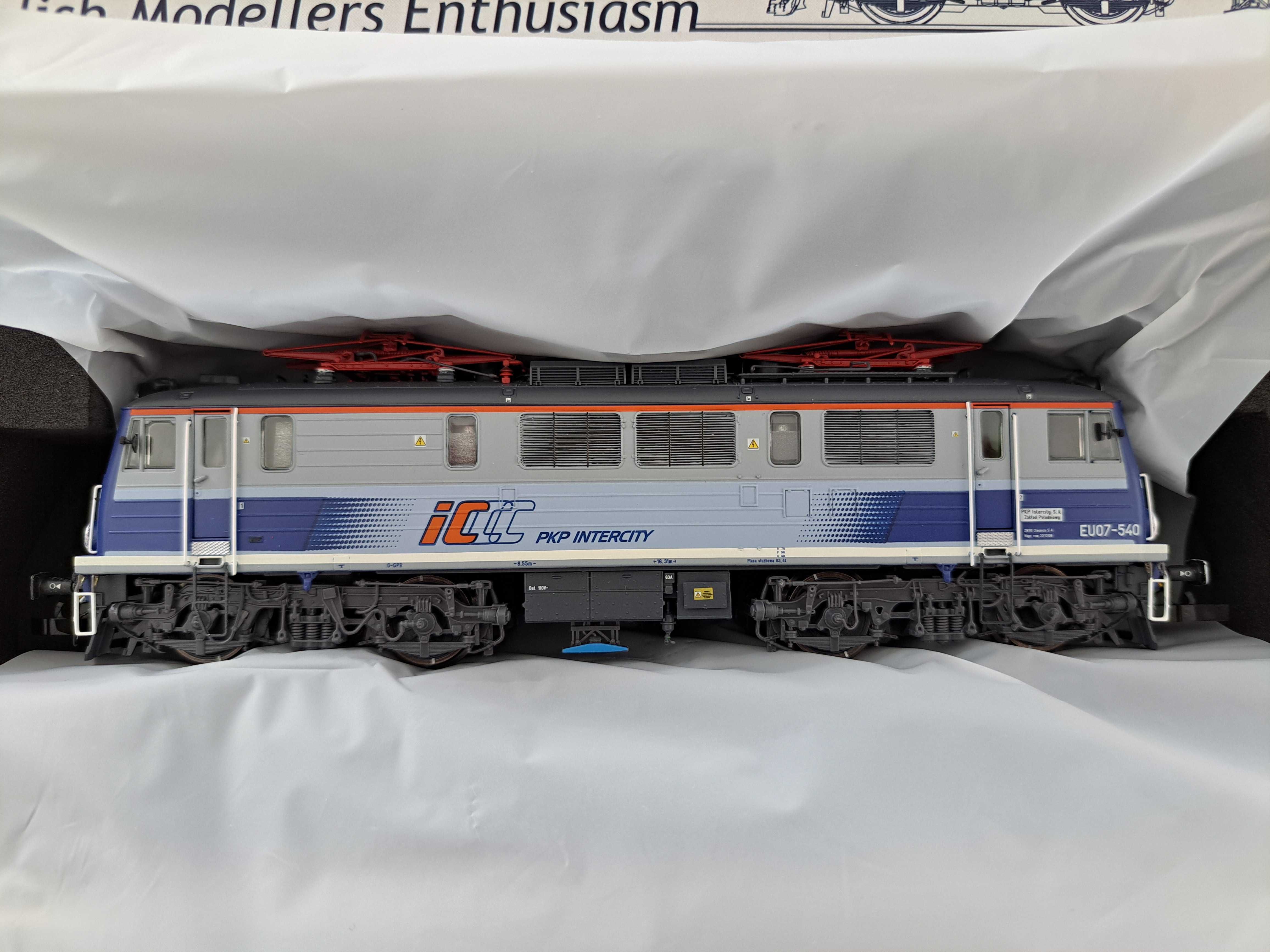 Schlesienmodelle EU07-540 PKP IC lokomotywa H0
