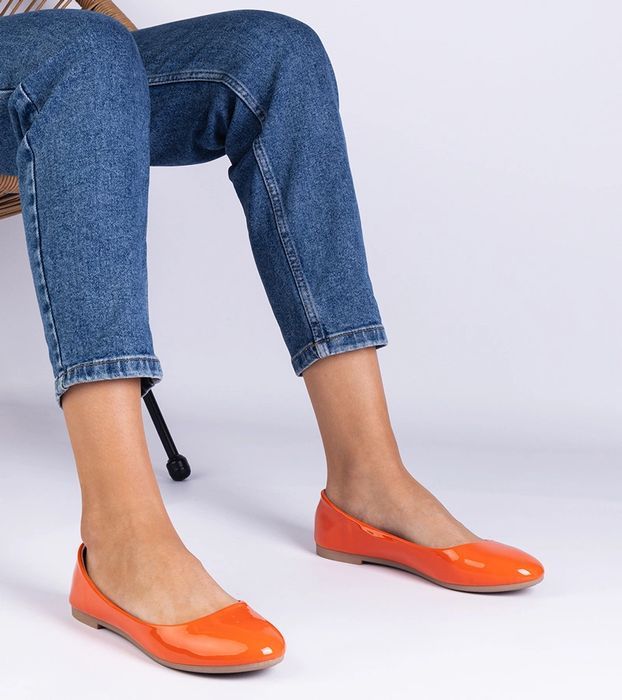 Pomarańczowe lakierowane balerinki Aurika