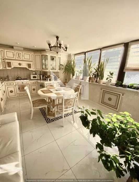 Продам 1к квартиру с паркоместом. Центр.Научная