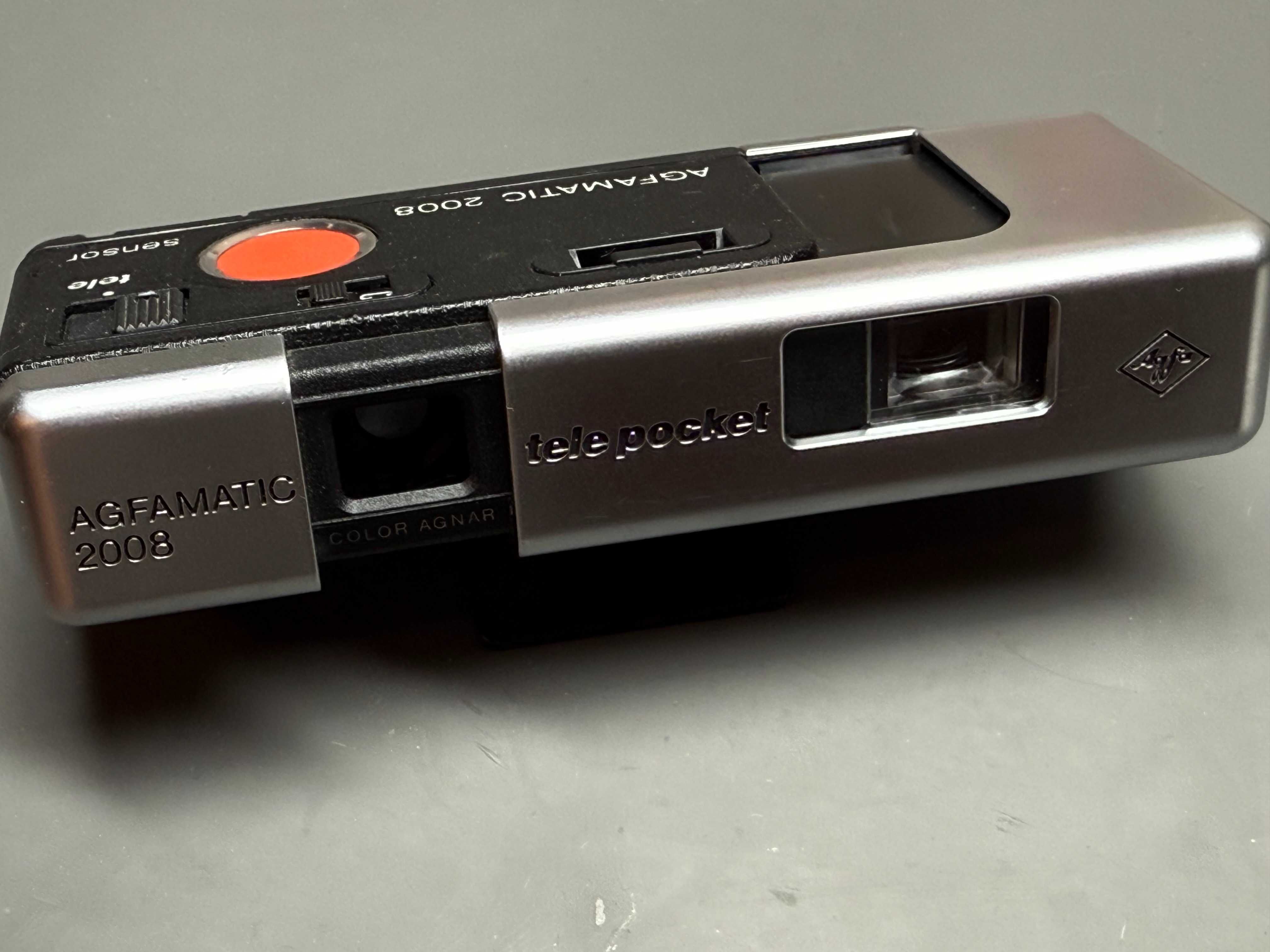 Stary aparat Agfamatic 2008 telepocket sensor