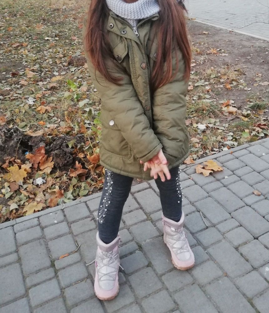 Куртка для девочки 7-8 лет
