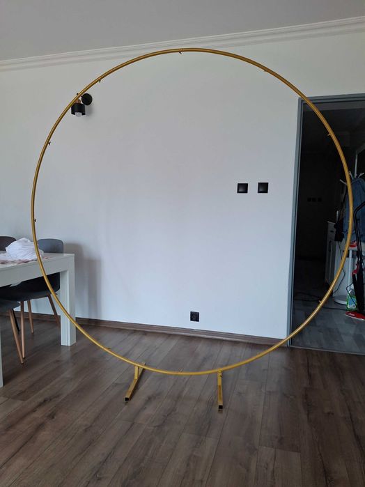 Stelaz koło na balony