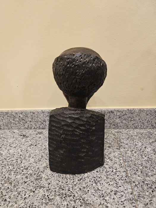 Busto africano Moçambique