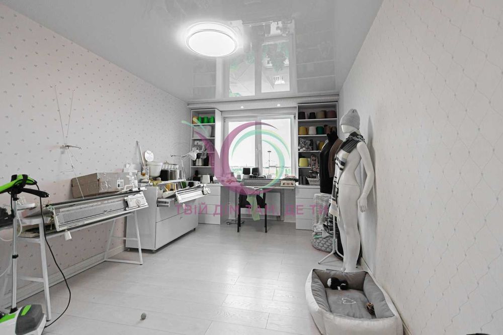 Продається 4-кімнатна квартира з ремонтом, Шевченківський район.