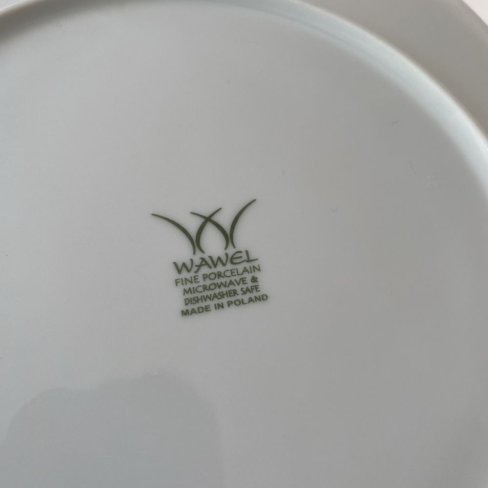 biały porcelanowy serwis płytkie i głębokie talerze waza Wawel Polska