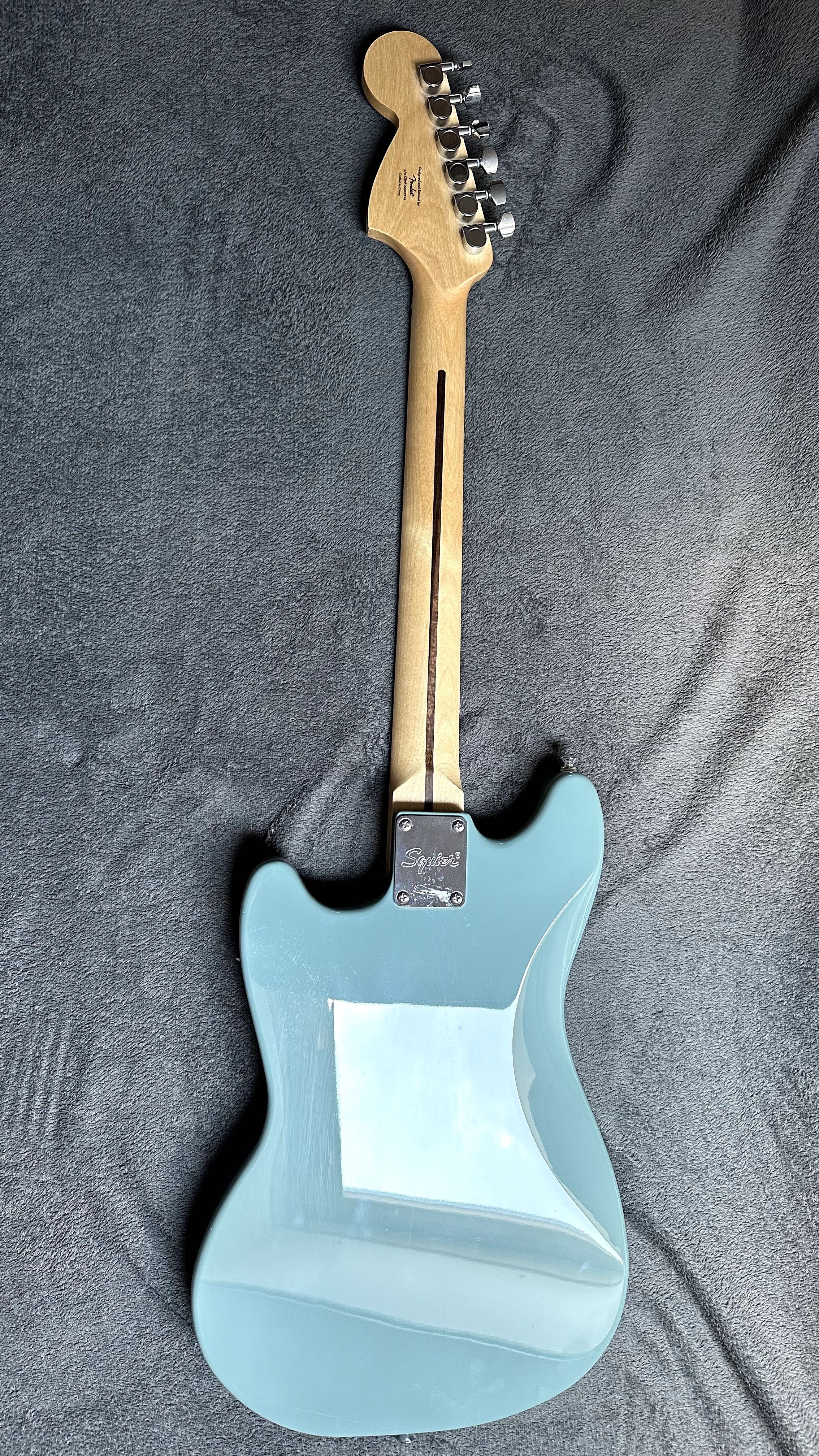 Squier Sonic Mustang + iRig 2 + Kabel Jack