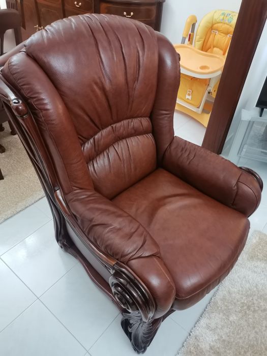 Sofás em pele genuina