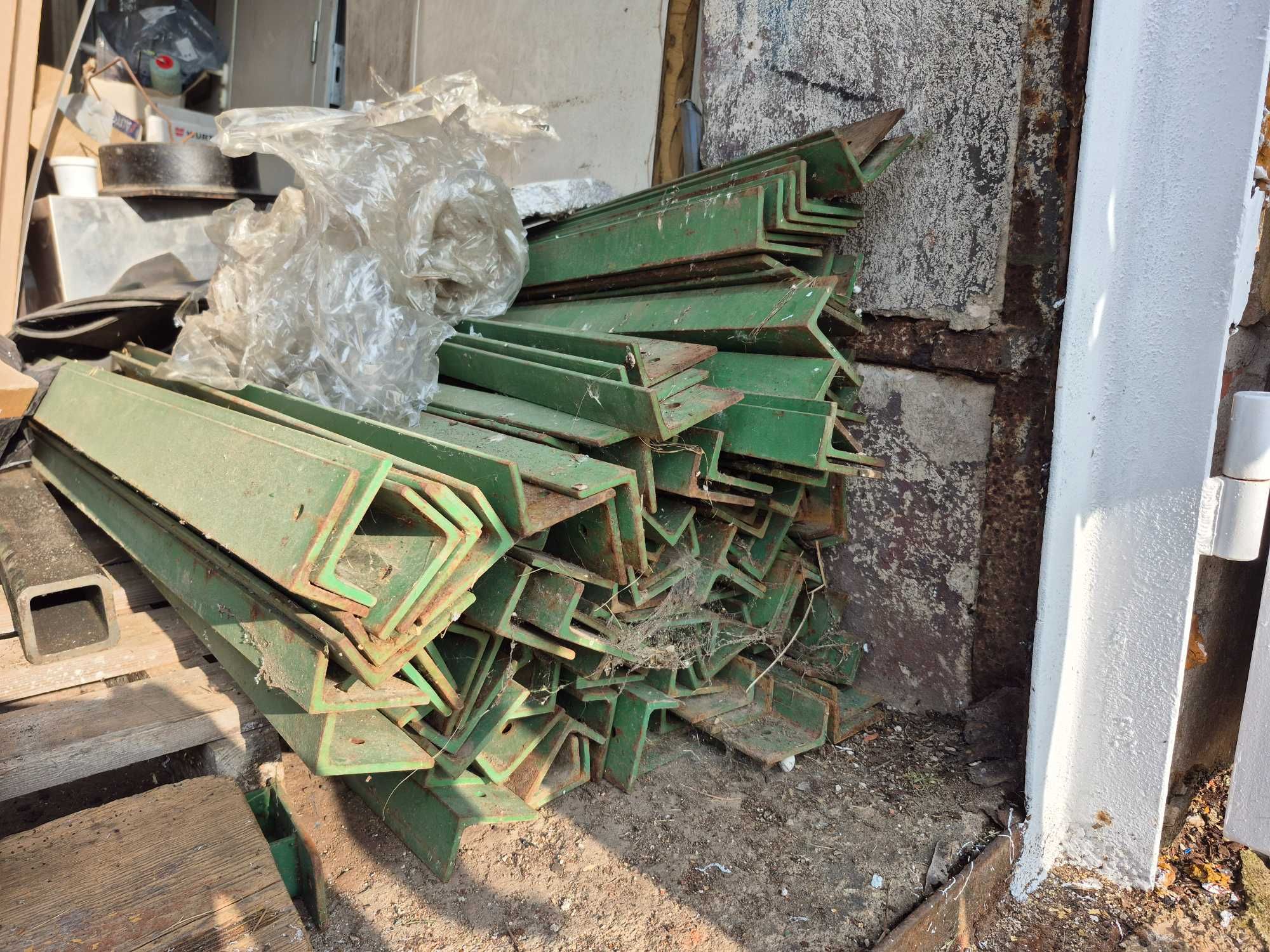 Kątownik stalowy 40x80x1100