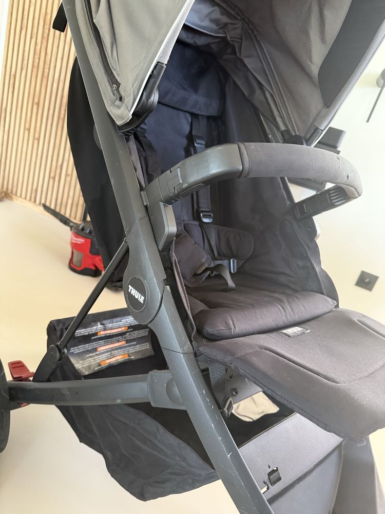 Wozek Thule Spring + podnozek + dodatkowy daszek