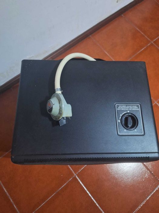 Aquecedor a gás (botija) — usado e a funcionar