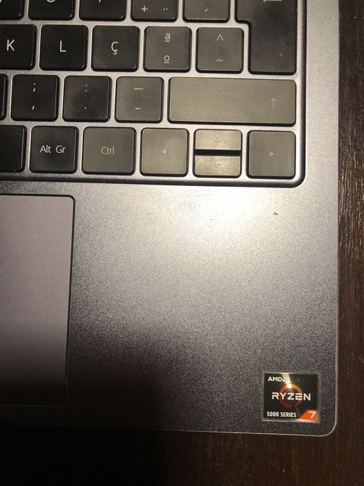 Huawei MateBook 14 Ryzen 7 16g Ram 512