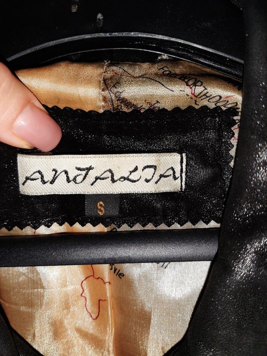 Кожаный пиджак- куртка