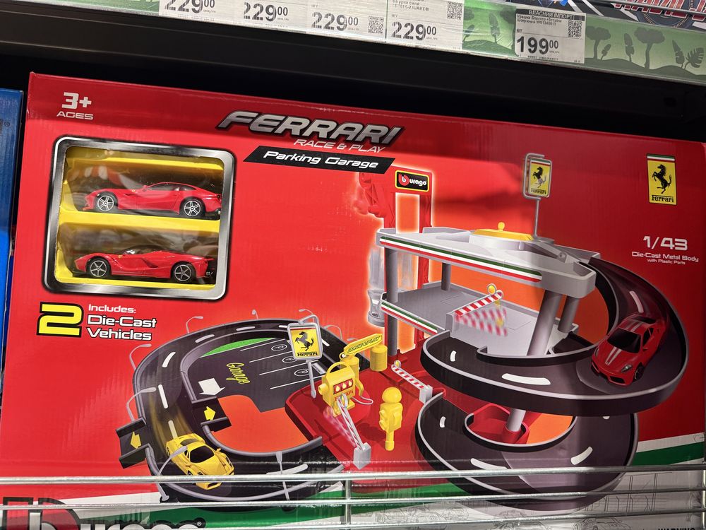 Ferrari паркінг дитяча парковка + 2 метал.машинки