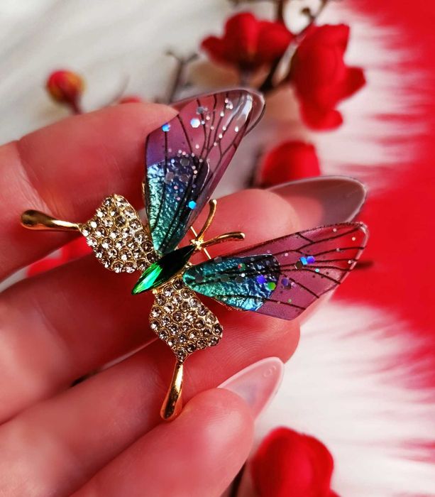 Broszka motyl, nowy
