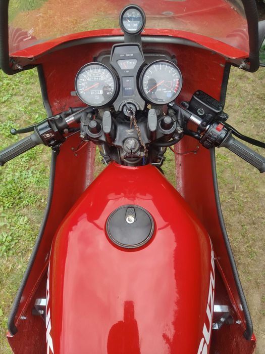 Suzuki Gs 550 Katana