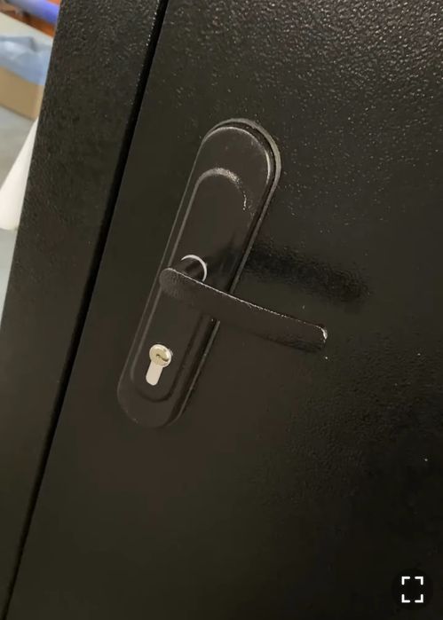 Двери Эконом! Входные Метал с двух сторон, теплые, два притвора. Днепр