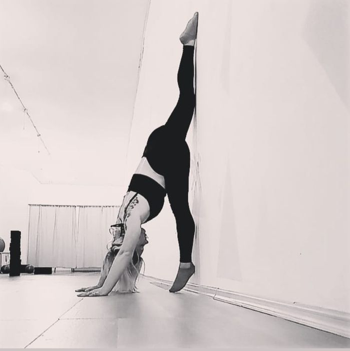 Персональний тренер. Фітнес. Розтяжка