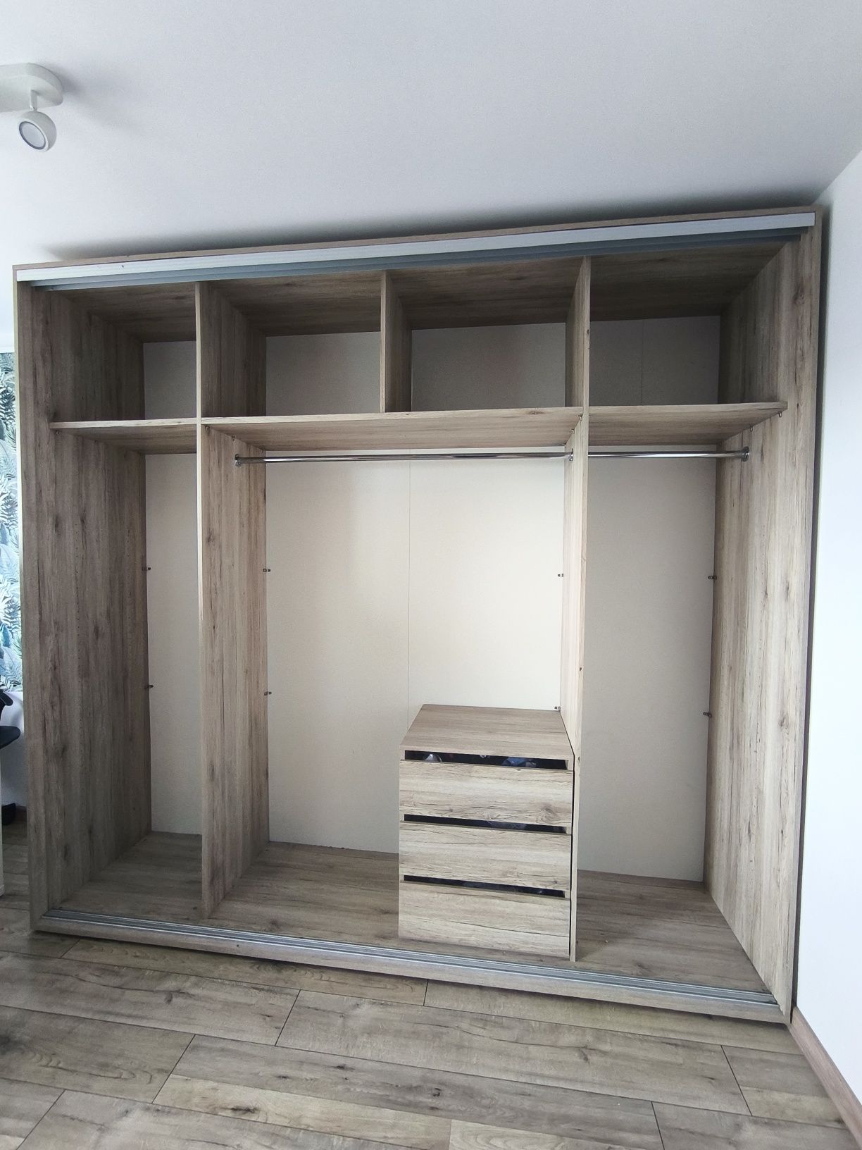 SALE !!! Solidna szafa przesuwna BRW duża 262 x 242 x 67