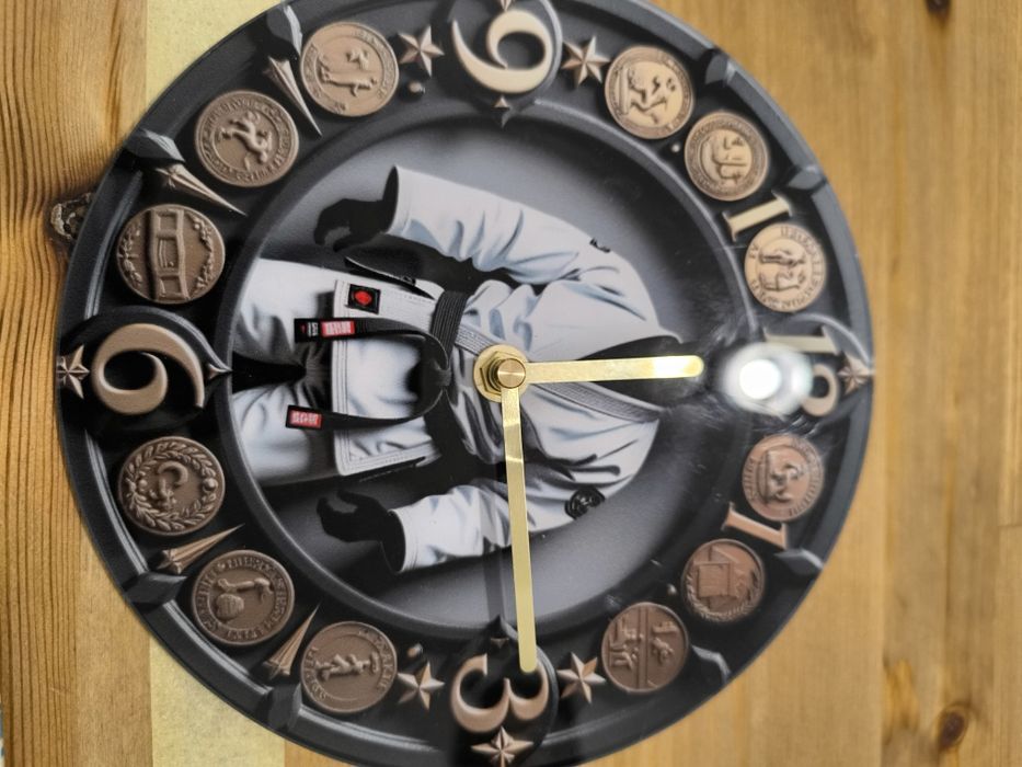 Zegarek ścienne ozdobny