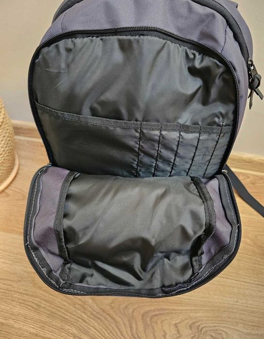 Plecak 4f szkolny do pracy na laptop 15' A4 wodoodporny 20l podręczny