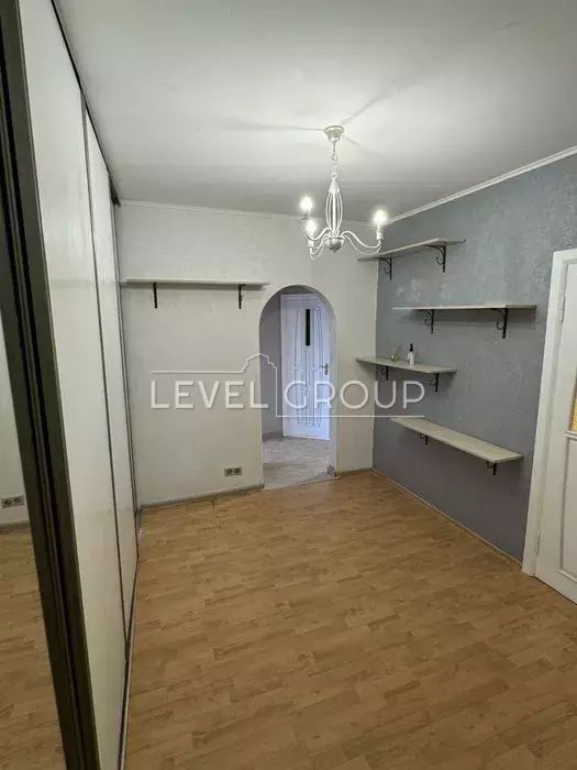 Продаж 3к квартири! З ремонтом! Червоної Калини, ТРОЄЩИНА