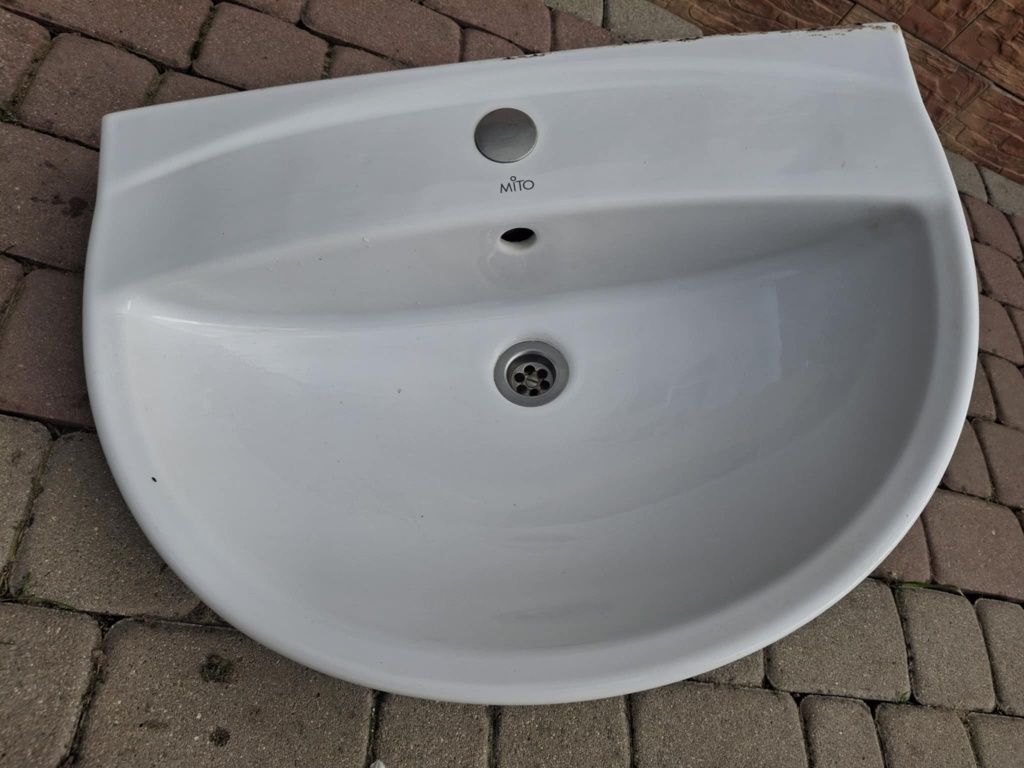 Sprzedam zlew łazienkowy
Szerokość 42cm
Długość 58cm