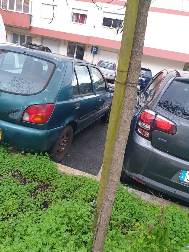 Ford fiesta para peças