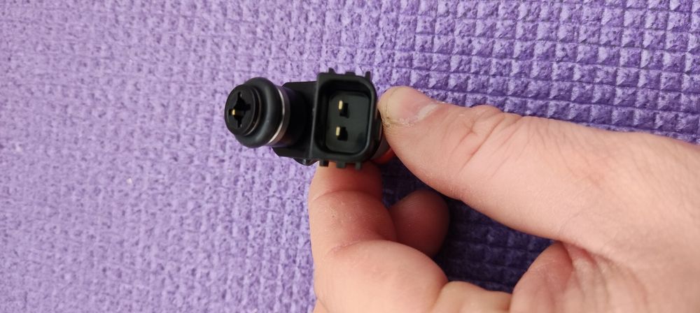 Форсунка паливна Honda Civic 1,6. 16450-pld-003