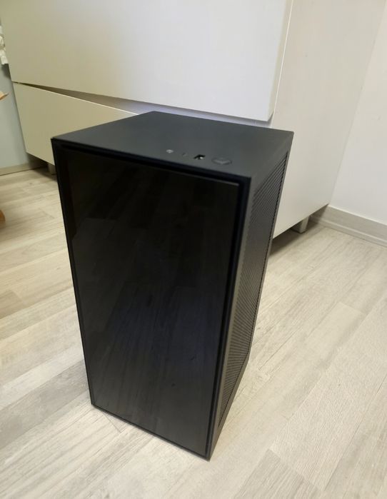 Мощный мини пк rtx3080ti,ryzen5,nzxt