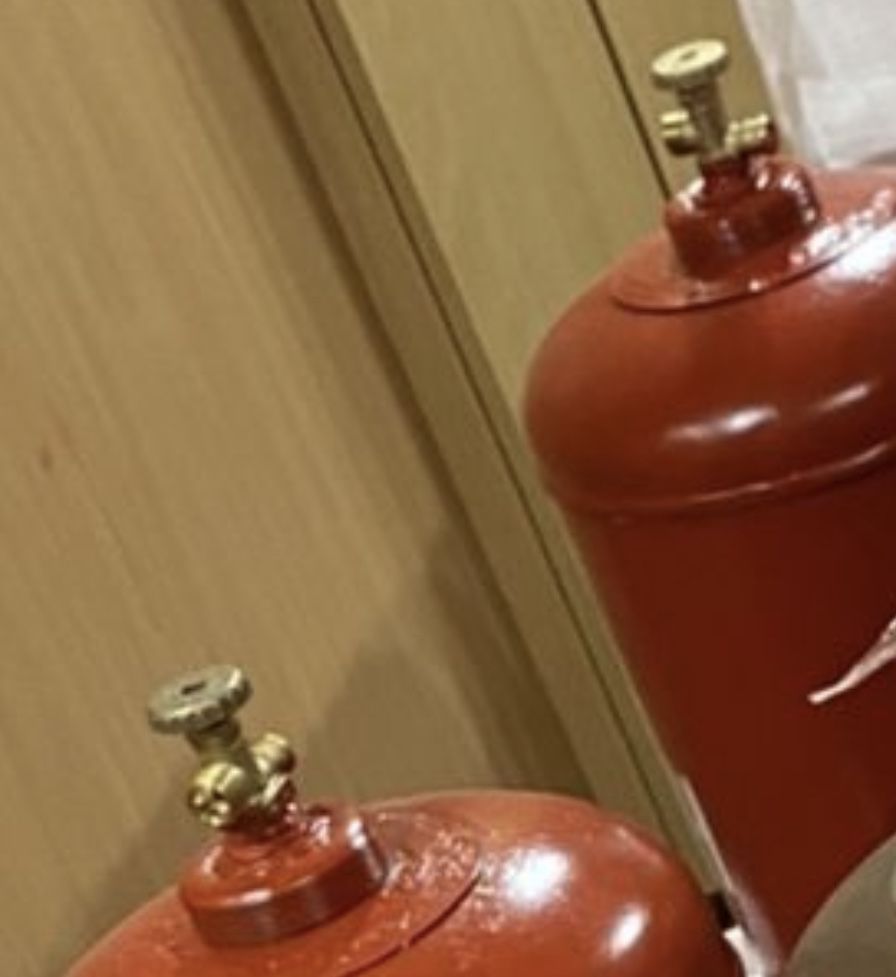 Побутовий газовий балон 50л пропан бытовой газовый баллон 40л