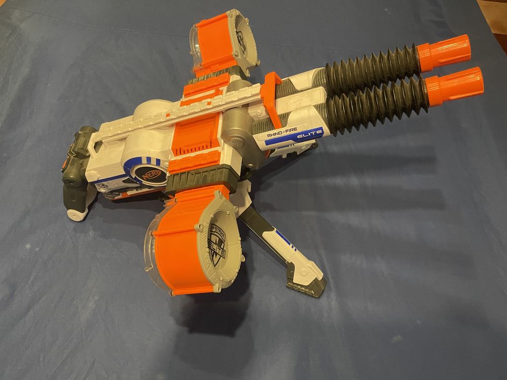 Nerf Rhino Fire Automática