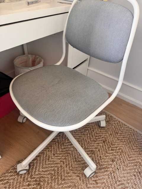 Cadeira de secretária ikea