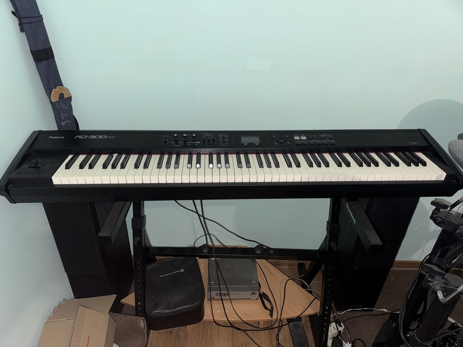 Сценічне Піано Roland RD-300NX