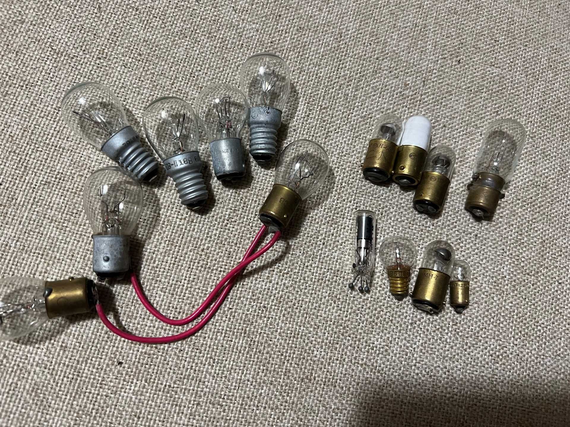 продам лампы накаливания  110 В , 36 V ,МТХ 90  ,12 В СССР