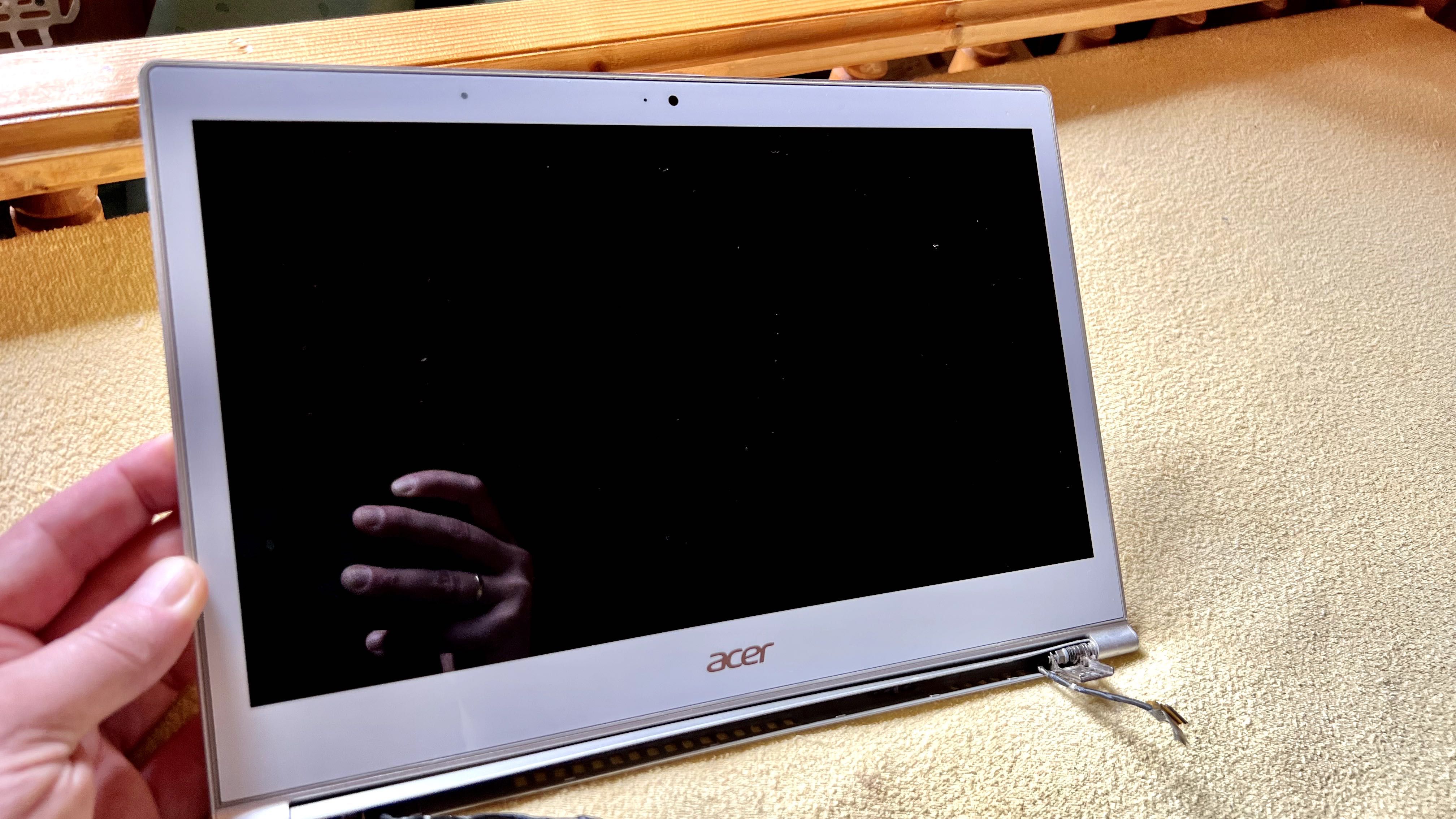 Екран Acer S7-391 13''