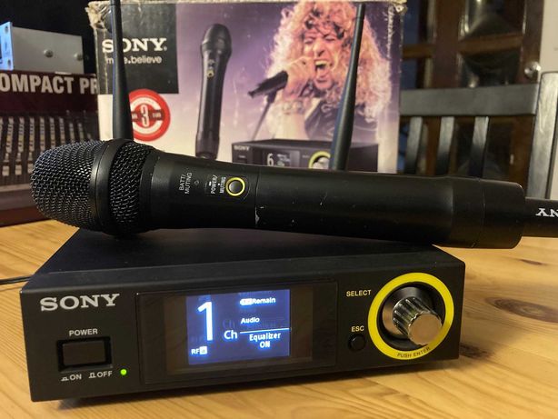 Bezprzewodowy dynamiczny mikrofon  wokalowy SONY DWZ M50